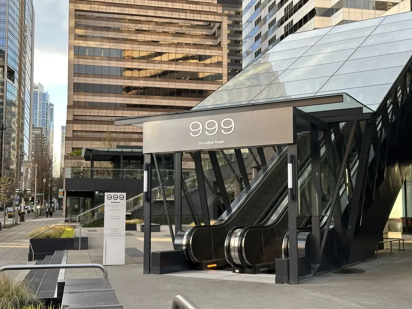 Downtown Seattle studio location and city views